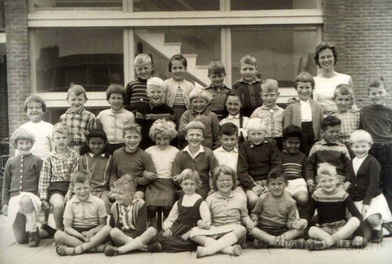 Schoolfoto Noorderkroon klas 1 en 2 1959 - 1960.jpg